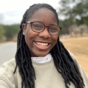 Meet your Posher, Michaela